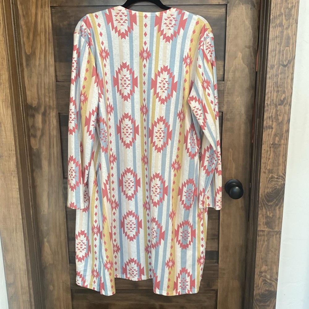Aztec Cardigan - Picture 2 of 4